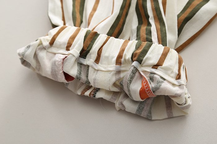 Boys Printed White Shirt with Shorts - Image 2